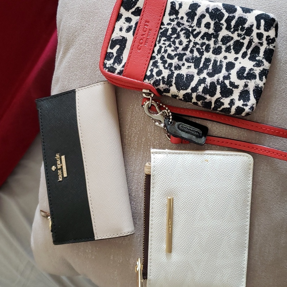 3 Lady Wallets